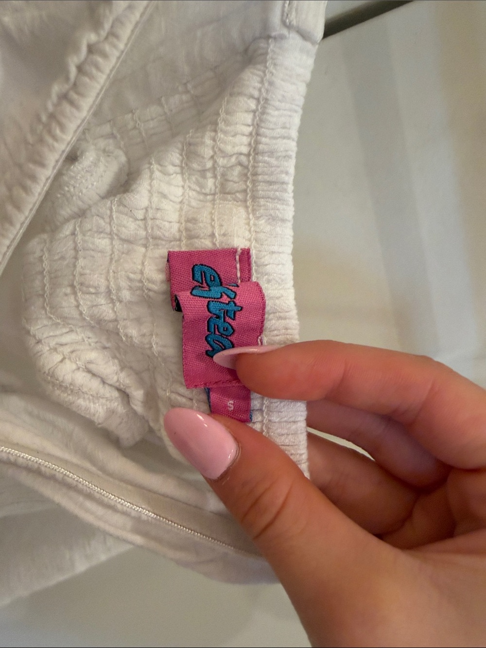 EDIKTED STRAPLESS TOP - Picture 2 of 3